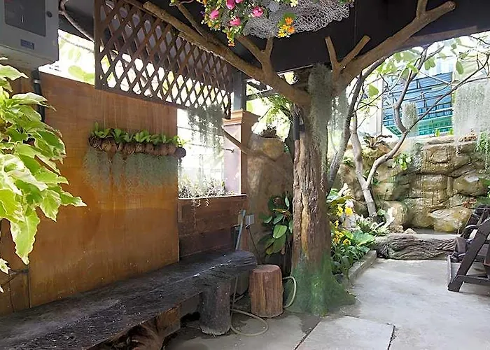 Kaya Place